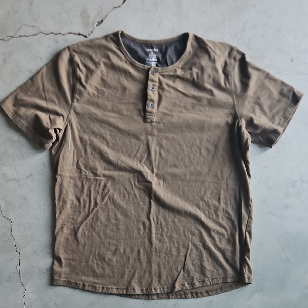 Men's Oluve Green Henley Short Sleeve Shirt XL